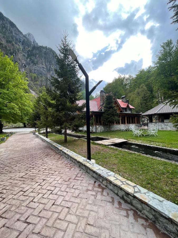 Hotel Bujtine-Restorant Rilindja Valbone Zewnętrze zdjęcie